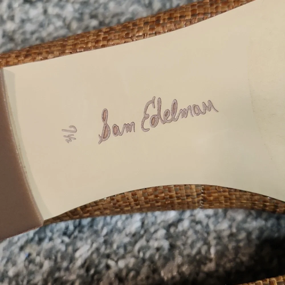 Sam Edelman Brown Pointed Flats - Picture 5 of 10